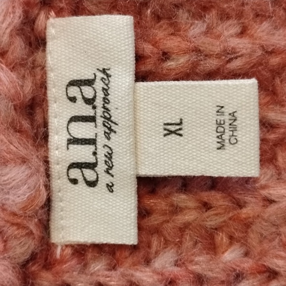 a.n.a Woman's Desert Sand V-Neck Sweater, Size: XL, NWT - Picture 3 of 9